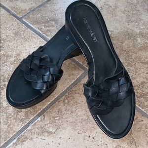 Black Nine West sandals